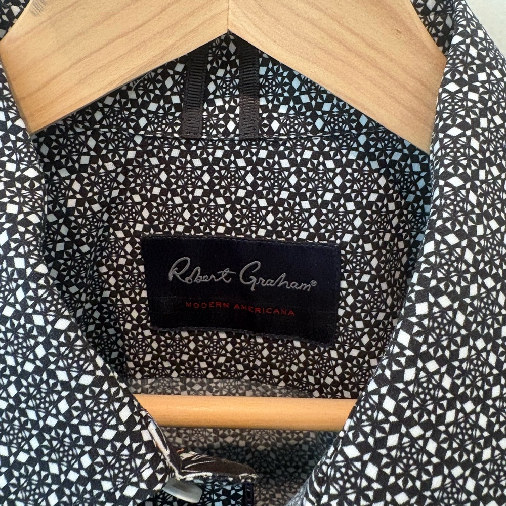 Robert Graham Black Micro-Pattern Button-Down Shirt - Picture 2 of 10